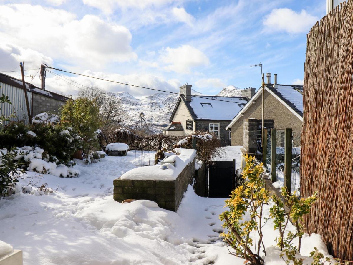 Trigfa Villa Blaenau Ffestiniog Exterior photo